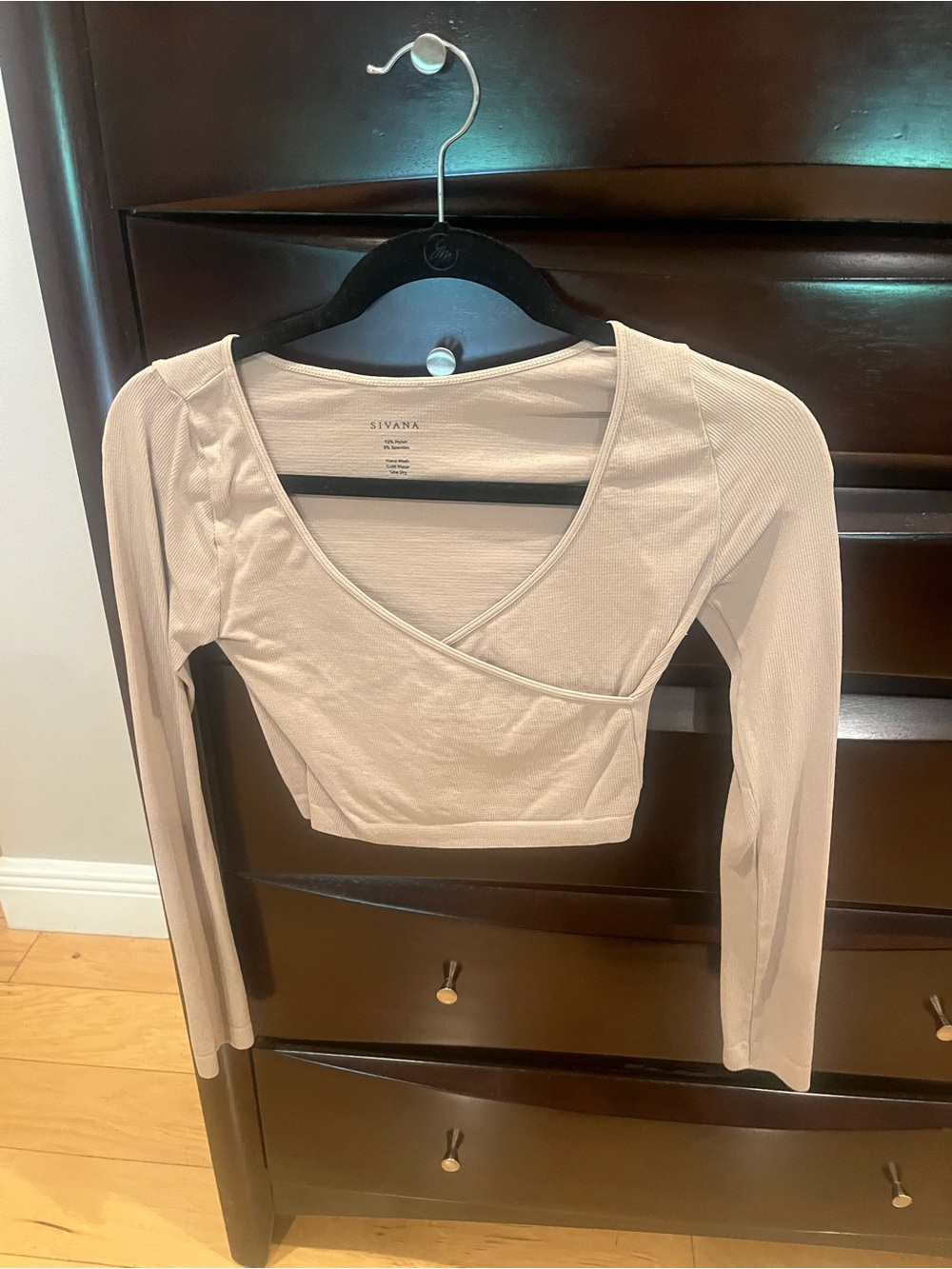 Sivana Long Sleeve Wrap Crop Top in Light Beige